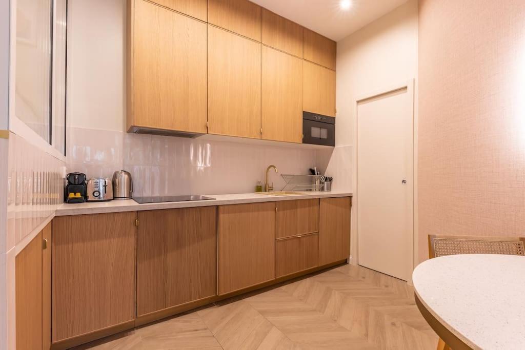 Elegant 4-Star Stay In Central Paris - Suite Apart Exteriör bild