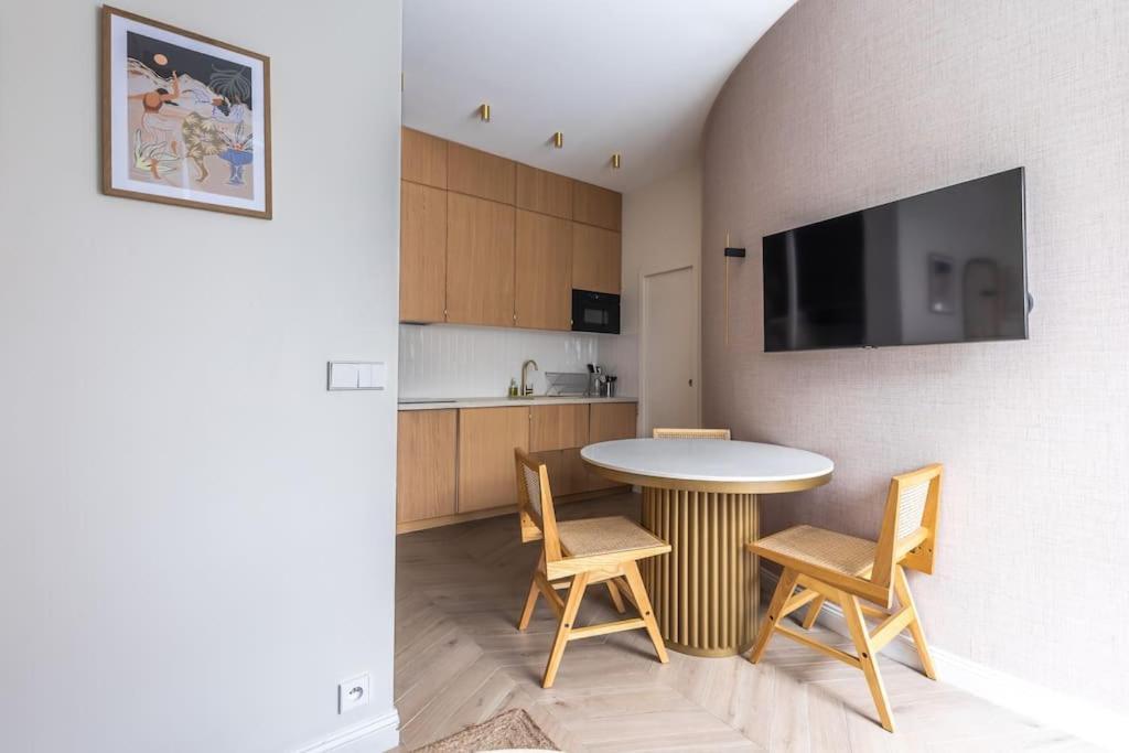 Elegant 4-Star Stay In Central Paris - Suite Apart Exteriör bild